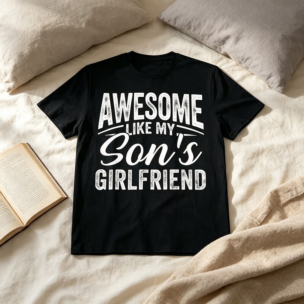 Vintage Fashion Font - 面白い家族のユーモア引用柄グラフィックTシャツ、ユニセックスクルーネック半袖Tシャツ、ダメージ加工レトロフォントカジュアルギャグギフト、デイリートップス、パーティーウェア、ヴィンテージグラフィック、柔らかな生地、グラフィック、ユニセックスクルーネック