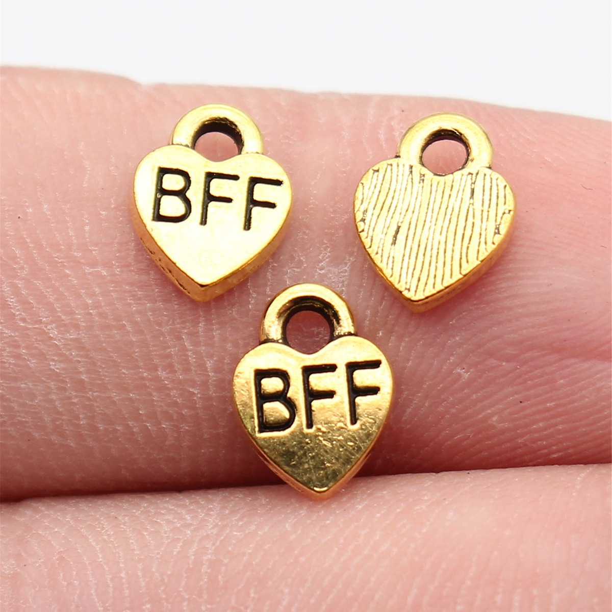 Vintage Fashion Blog - 40 個 9.3x7mm アンティークゴールドカラー Bff ベストフレンズフォーエバーハートタグチャーム手作りジュエリー作成アクセサリー