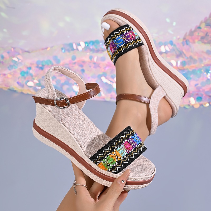 夏のボヘミアンスタイル、編み込みデザインの女性用ヒールミュー - Vintage Fashion Heels のレビューと価格