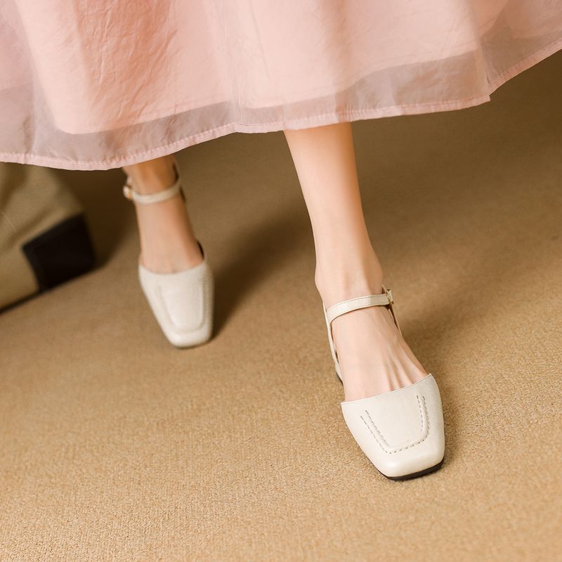 Girseaby 2025 女性のサンダルスクエアトゥ太いヒ - Vintage Fashion Heels のレビューと価格