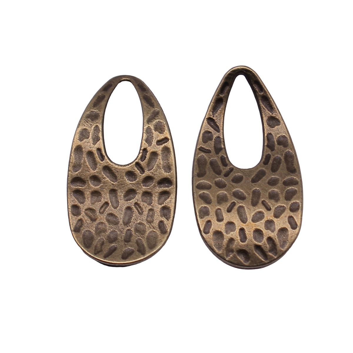 10 個 34x18mm 5 色ハンマードティアドロップ幾何 - Vintage Fashion Blog のレビューと価格