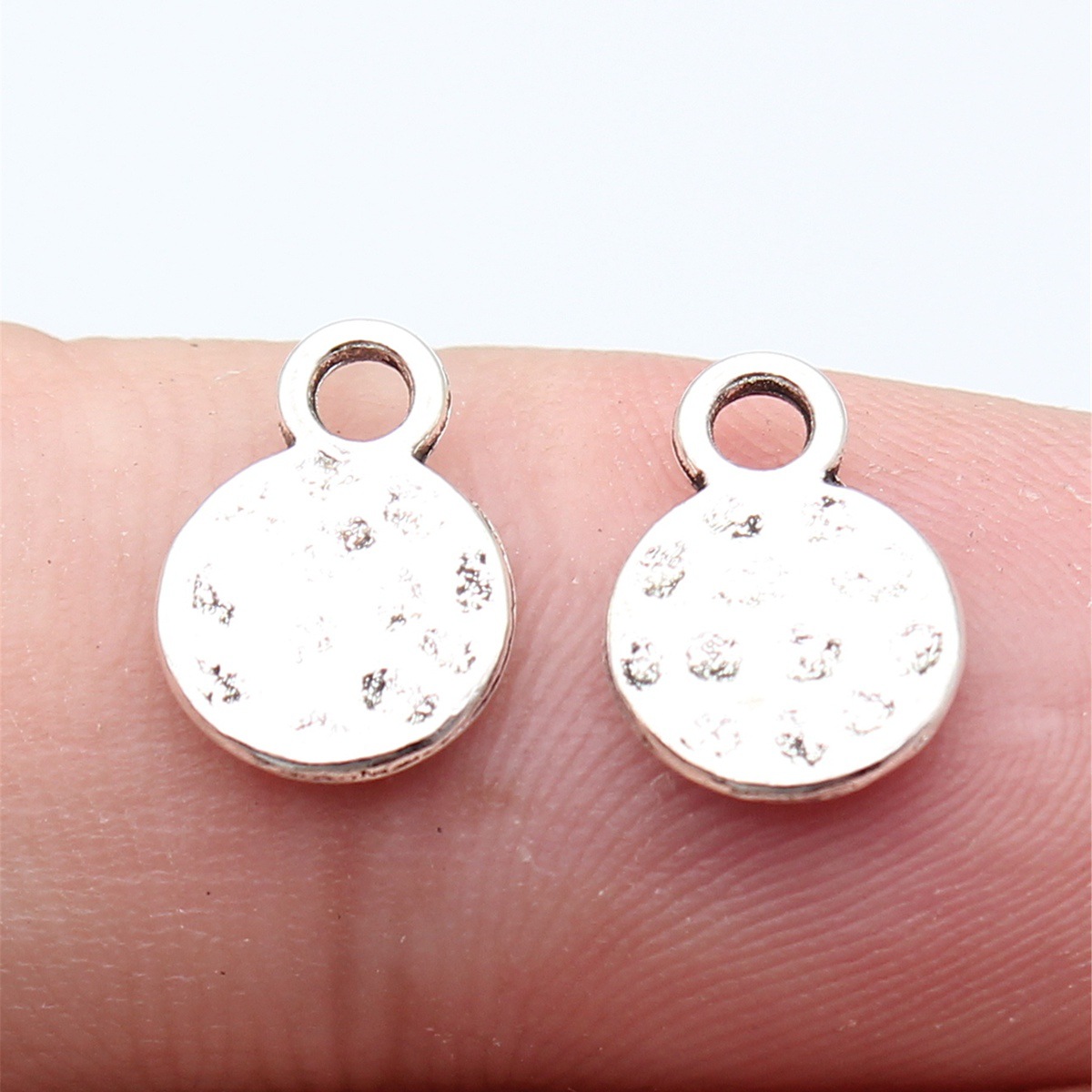 WYSIWYG 40個 11x8mm 3色 アンティークブロ - Vintage Fashion Blog のレビューと価格
